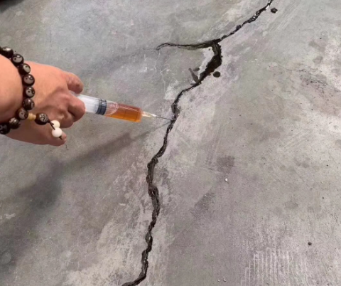 山海关混凝土裂缝修补技术详解​