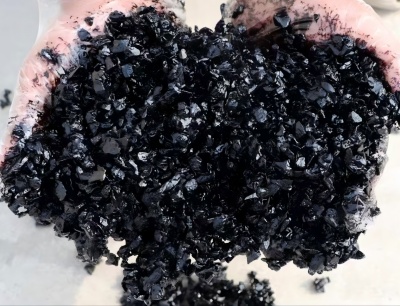 山海关沥青冷补料（沥青砂）的优势特点与施工流程解析